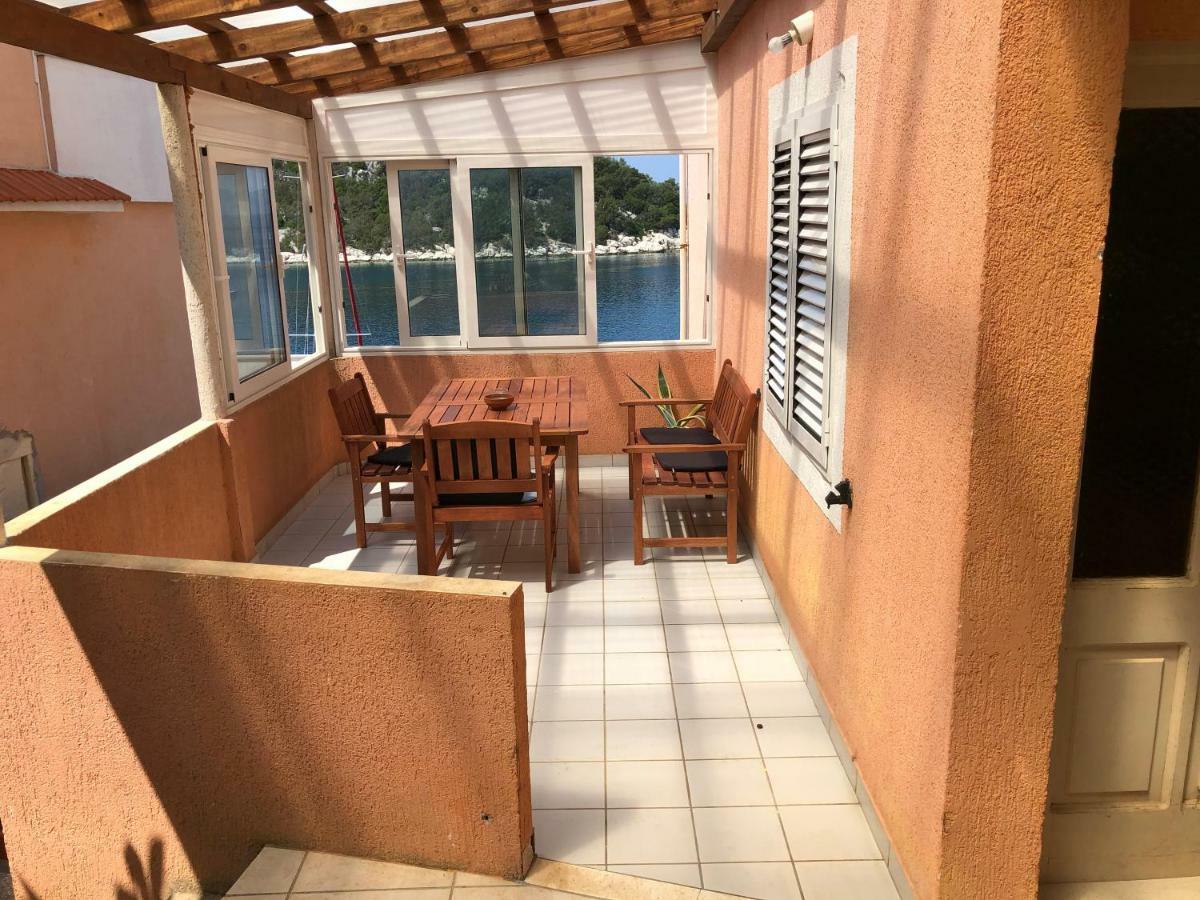 Apartmani Kate Lastovo Экстерьер фото
